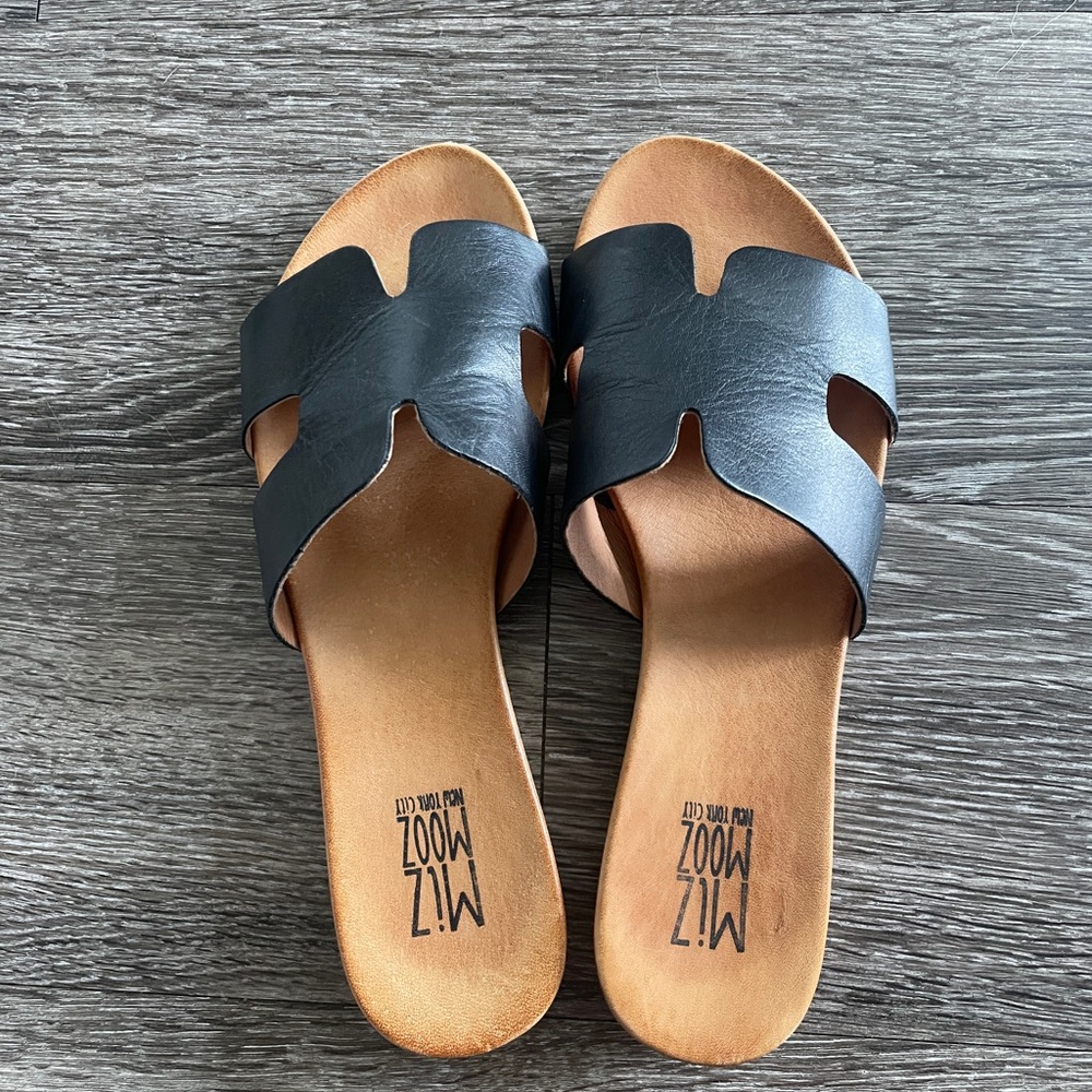 Miz Mooz Black and Tan Sandals with Chic Design Size 9 GUC
